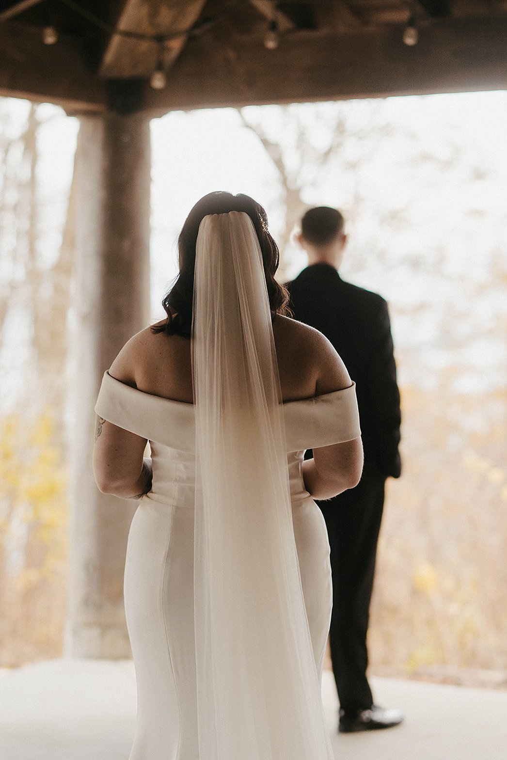First look at an outdoor wedding venue in milwaukee