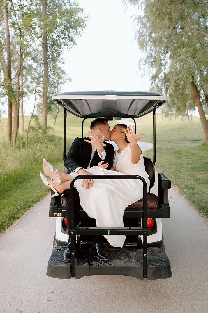photos by sarah ramirez one of the best wedding photographers milwaukee