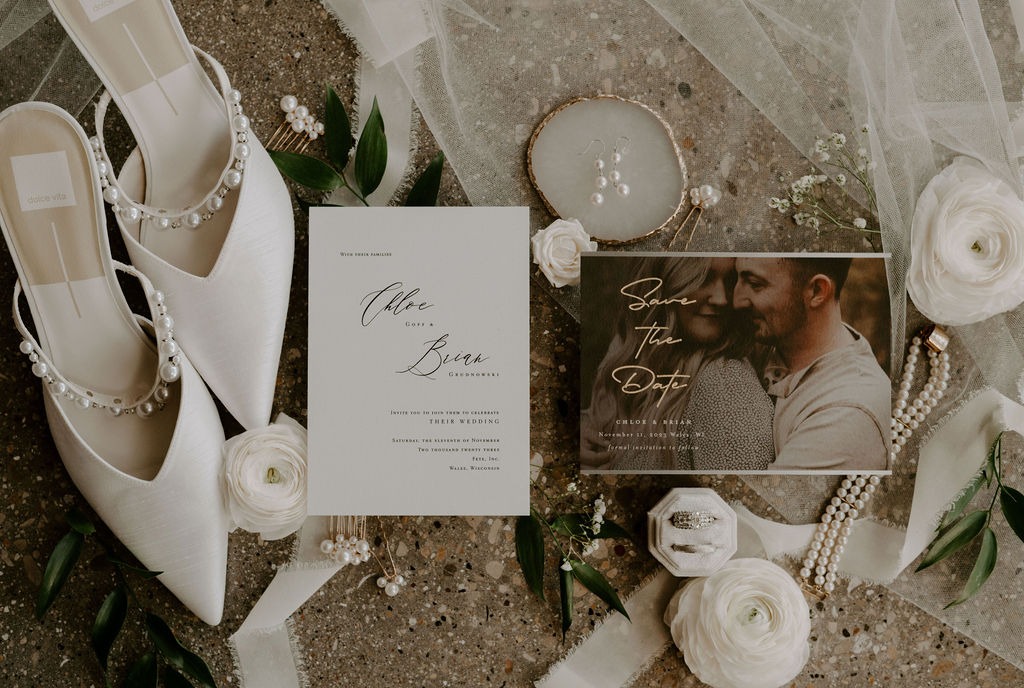 photos by morgan photo co Milwaukee wedding photographers