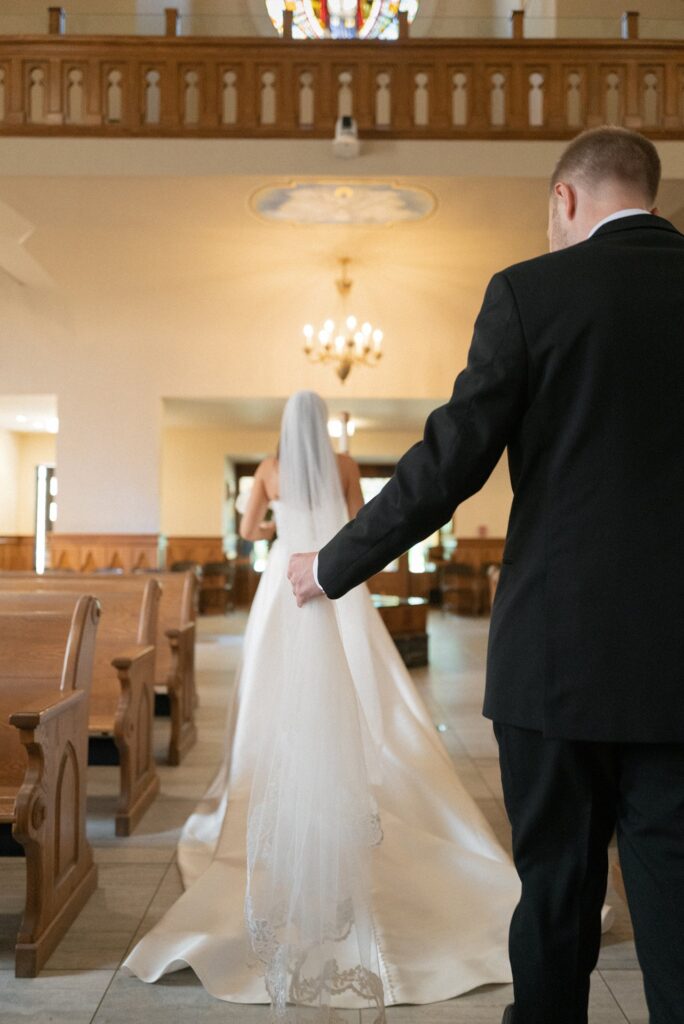 Dream weddings WI plans an event at small wedding venues in Lake Geneva